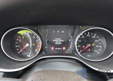 2018 Jeep Compass Latitude 4X4 z USA, uszkodzony, nr VIN 3C4NJDBB2JT270506